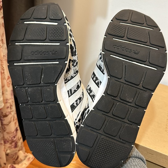 Adidas Cheetah Print Sneakers - Picture 2 of 5